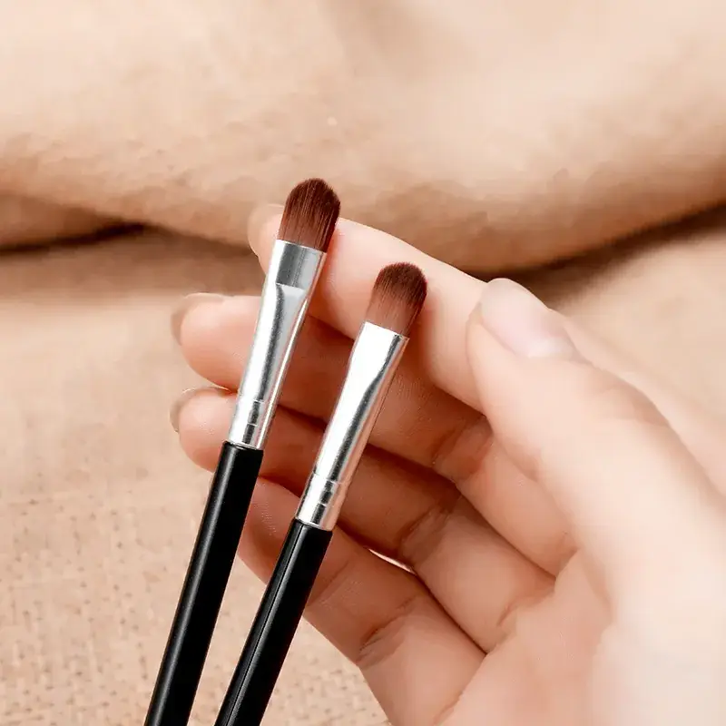 Cross-Country Soft Hair Eye Shadow Brush Single Portable — feature 3