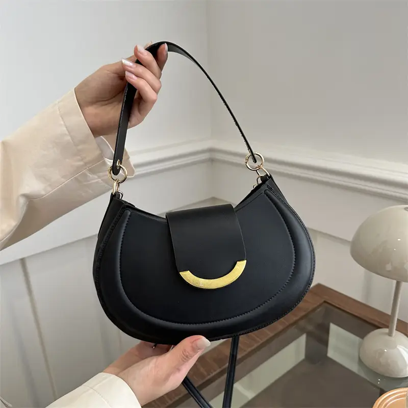 Black Retro Shoulder Bag for Women 2024 - Image 6