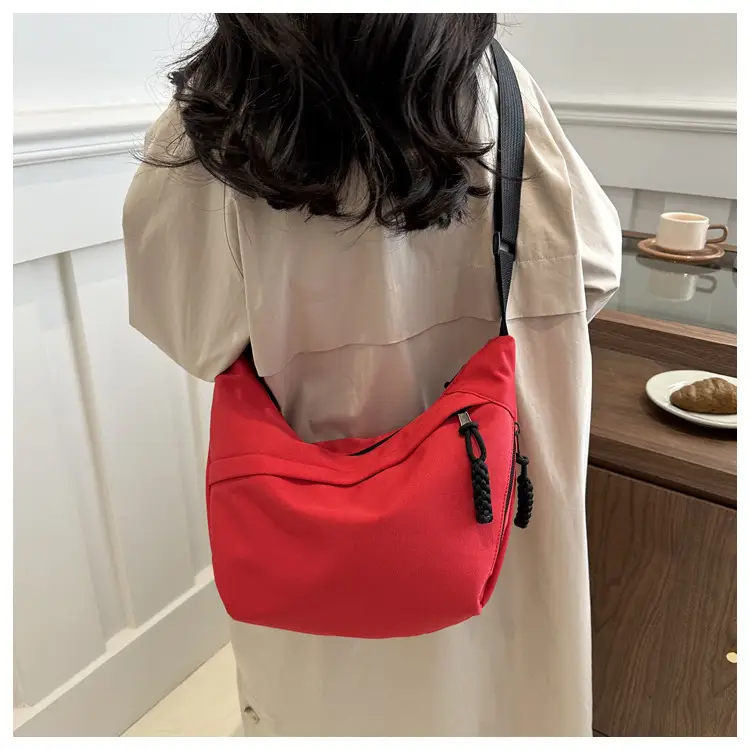 Black Korean Style Shoulder Messenger Bag for Women — feature 13