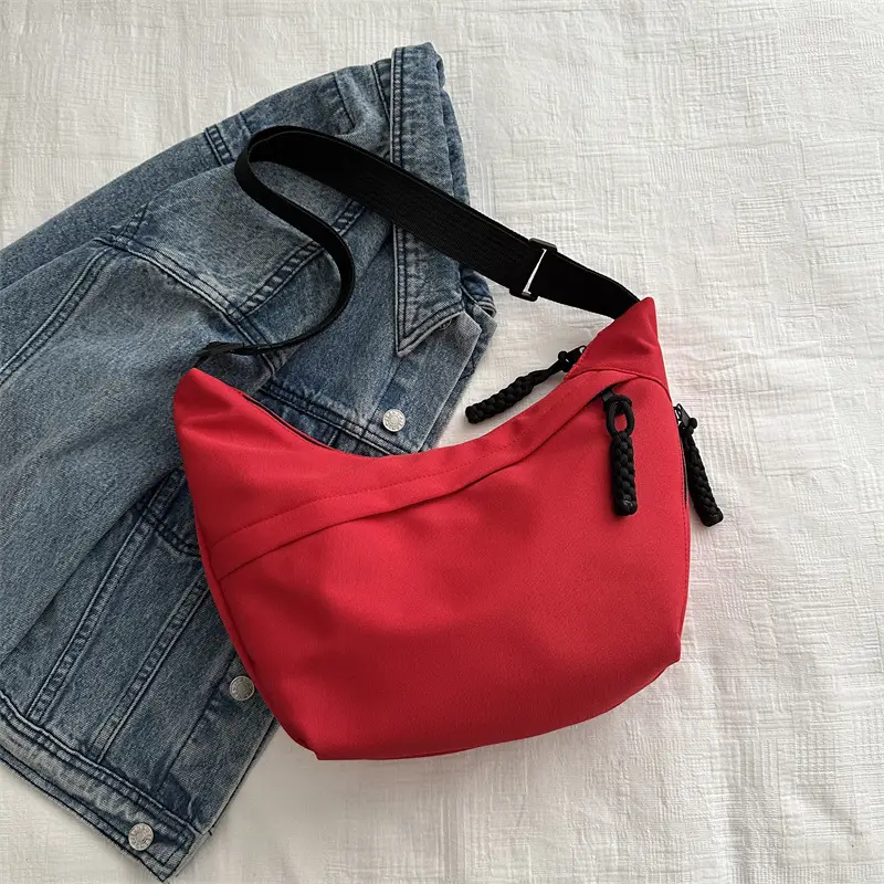 Black Korean Style Shoulder Messenger Bag for Women - Image 3
