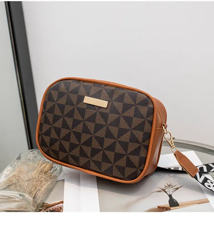 Geometric Print Crossbody Bag for Women 2024 — feature 10