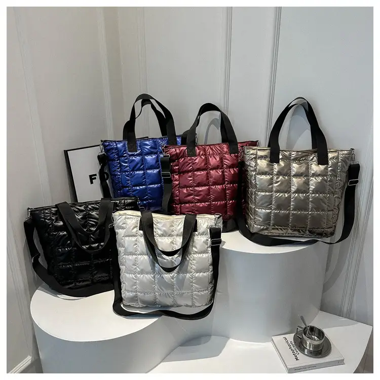 Women's Silver Puffer Shoulder Bag New 2024 — feature 24