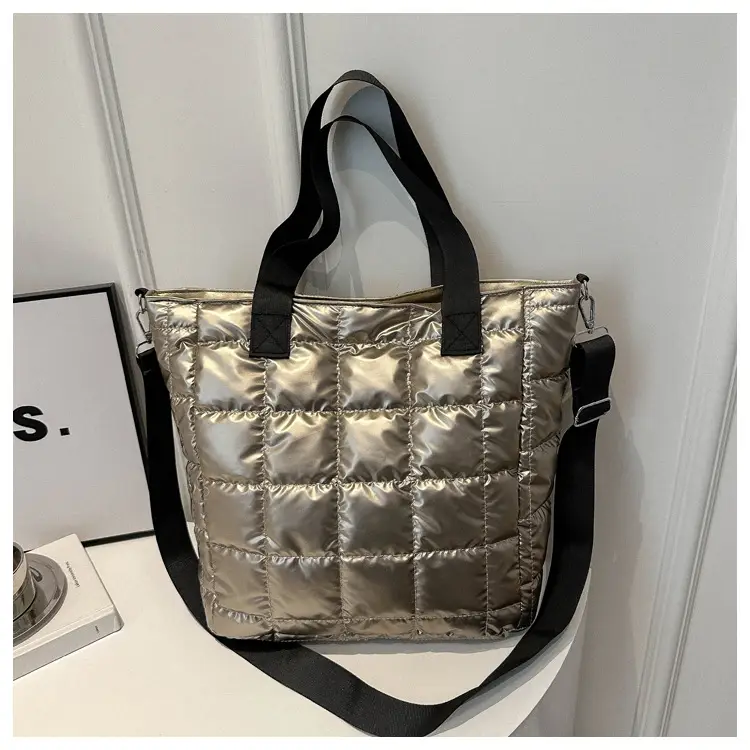 Women's Silver Puffer Shoulder Bag New 2024 — feature 29