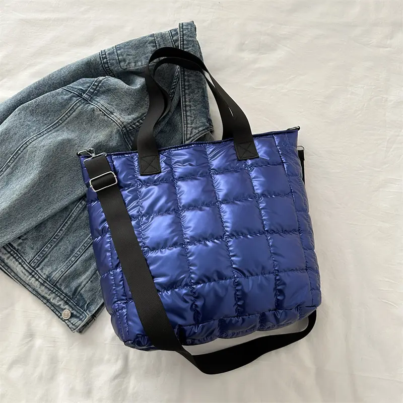 Women's Silver Puffer Shoulder Bag New 2024 - Image 4