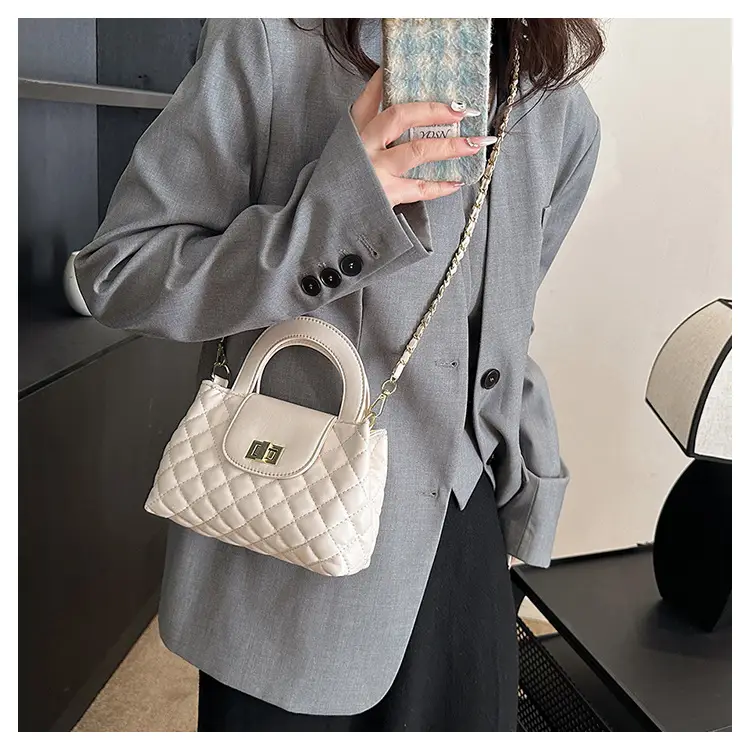 Black Embroidered Rhombus Chain Bag for Women — feature 21