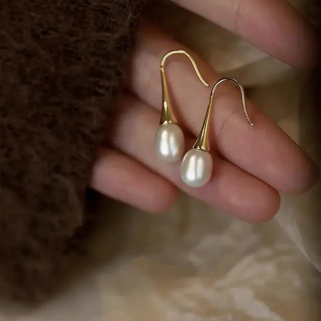 Pearl Drop Earrings 2024 New Luxury French Design - Image 5