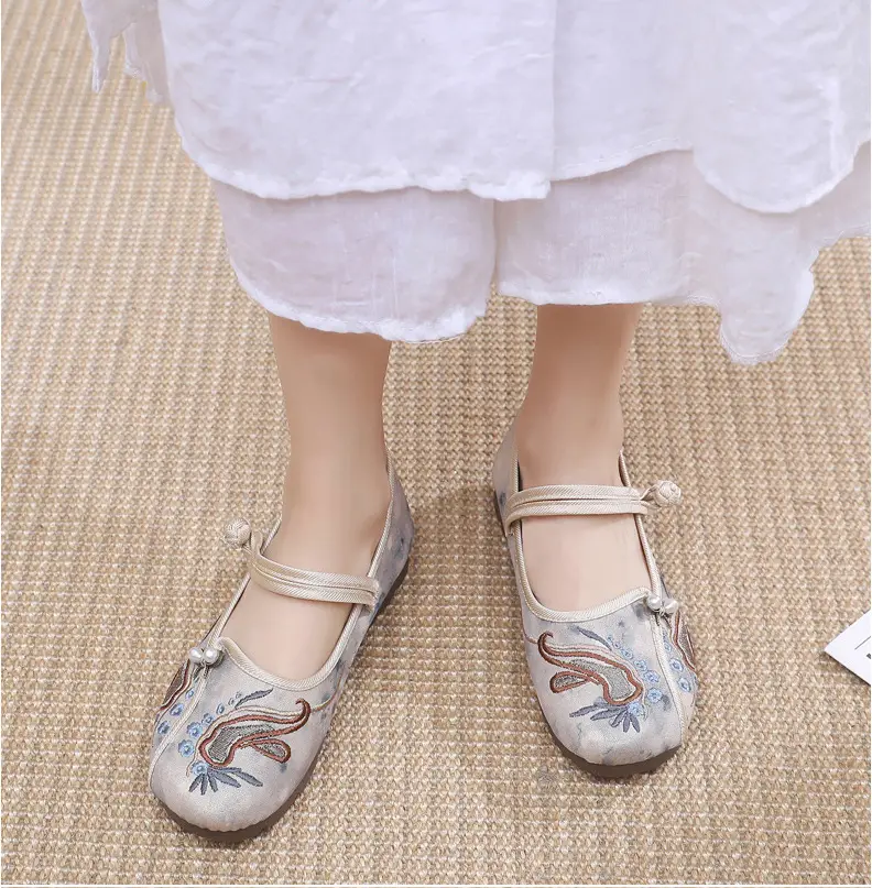 Retro Style Han Dynasty Shoes, Old Beijing Cloth Shoes for Women, Shallow Mouth, Comfortable and Breathable Ethnic Style Women's Shoes, Flat Heel, Soft Sole Embroidered Shoes — feature 20