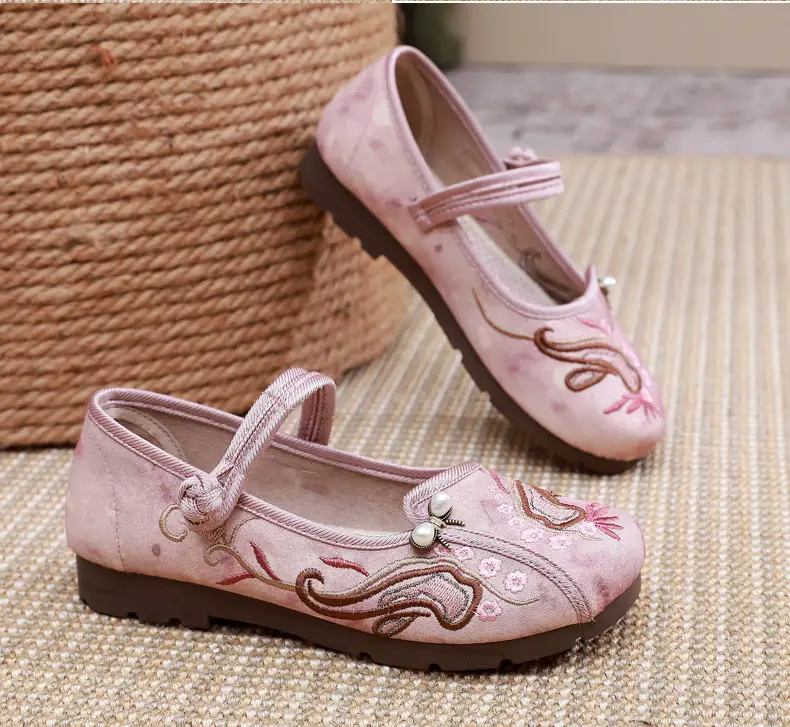 Retro Style Han Dynasty Shoes, Old Beijing Cloth Shoes for Women, Shallow Mouth, Comfortable and Breathable Ethnic Style Women's Shoes, Flat Heel, Soft Sole Embroidered Shoes — feature 24