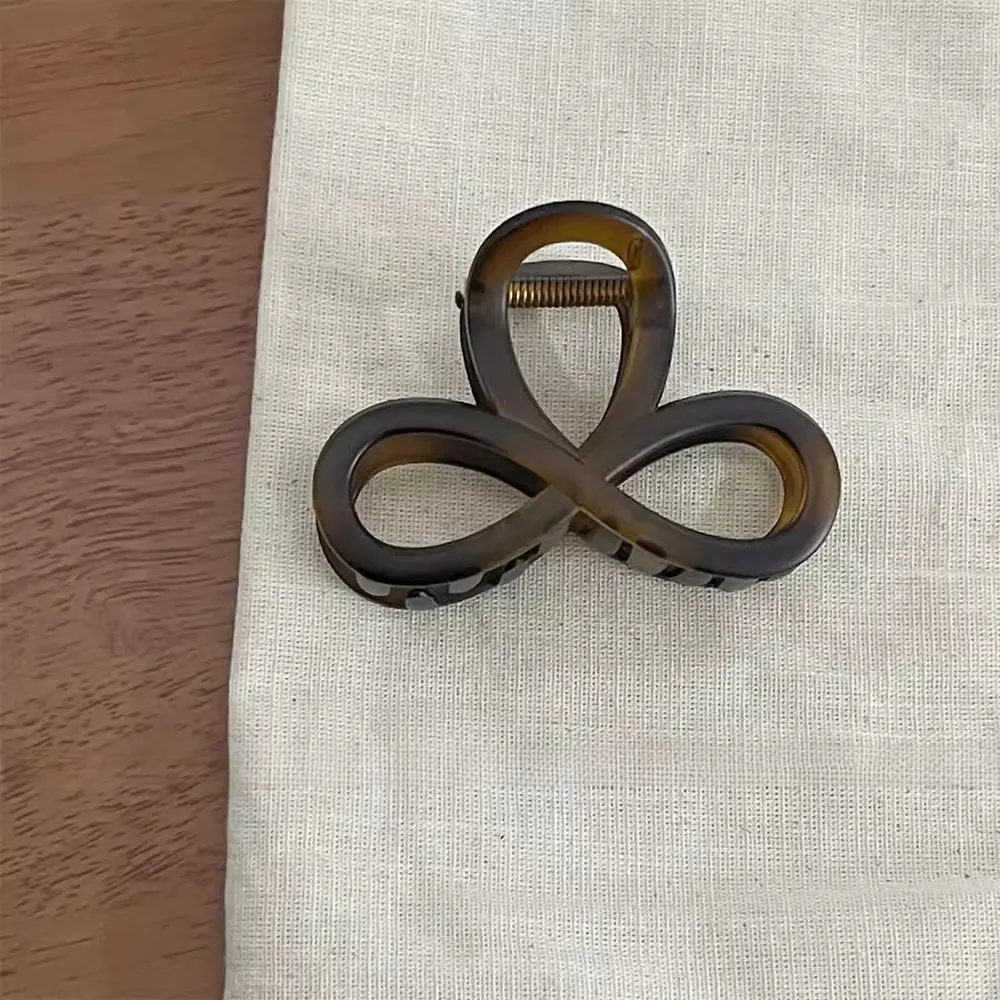 Tight Deep Amber Shark Hair Clip for Women