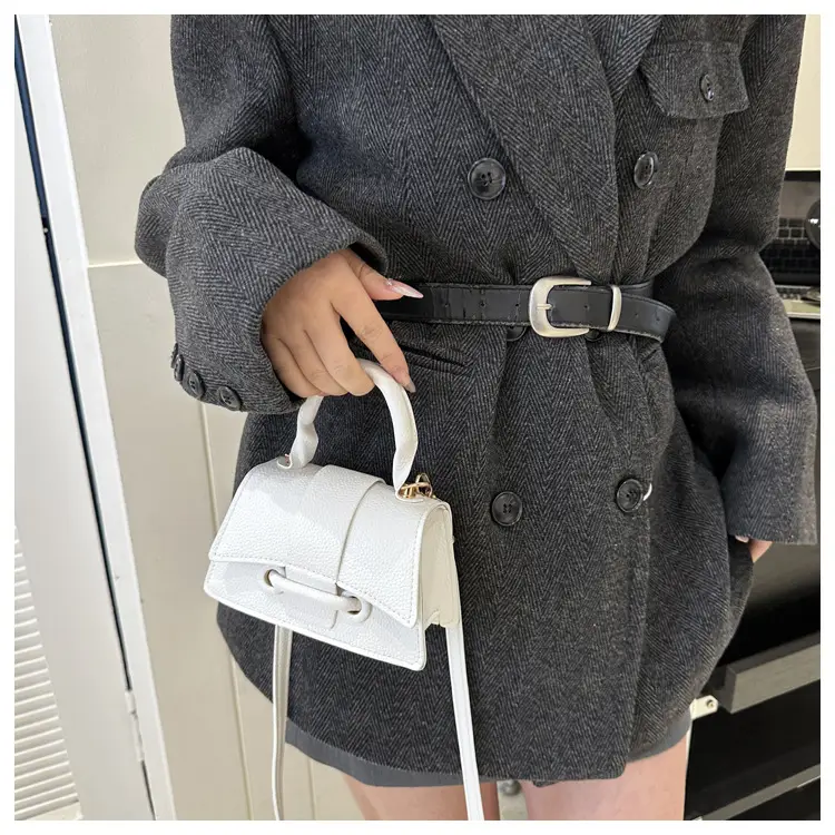 White Korean Style Shoulder Messenger Bag for Women — feature 14