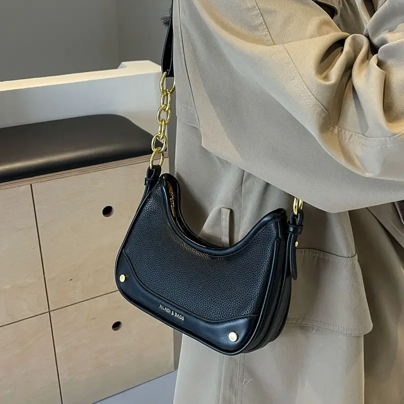 Korean Style Chain Shoulder Messenger Bag Black Beige - Image 8