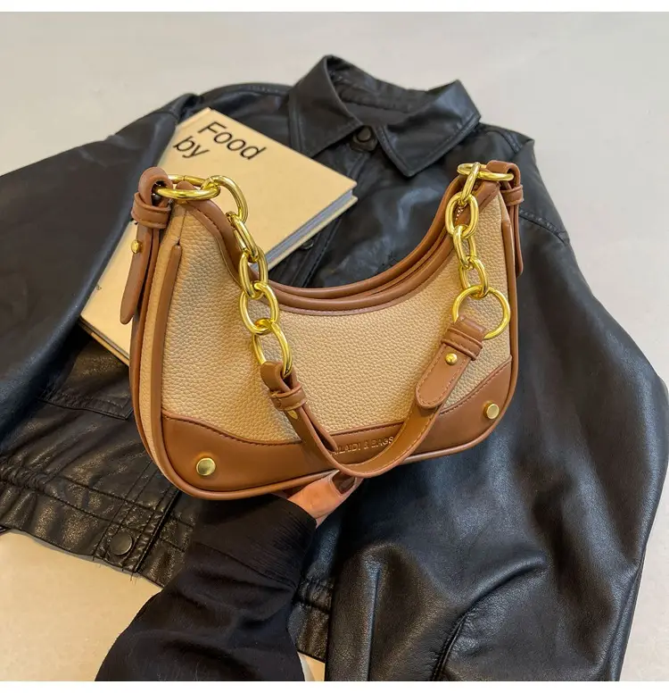 Korean Style Chain Shoulder Messenger Bag Black Beige — feature 45