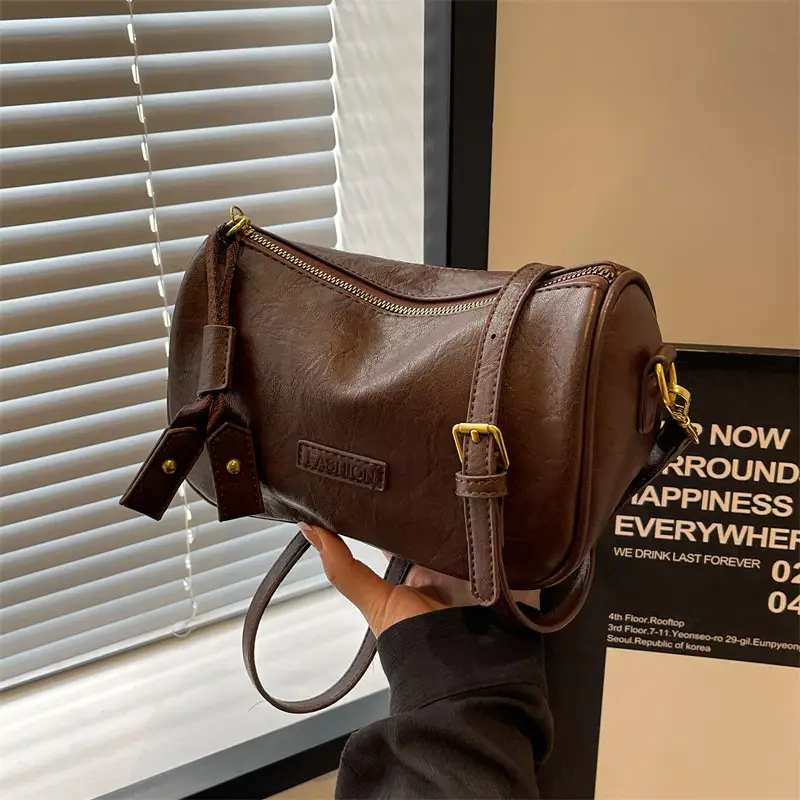 Black Retro Crossbody Bag for Women 2024 - Image 5