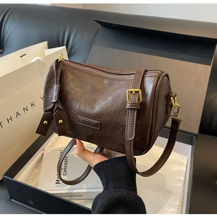 Black Retro Crossbody Bag for Women 2024 — feature 22