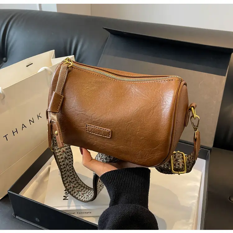 Black Retro Crossbody Bag for Women 2024 — feature 24