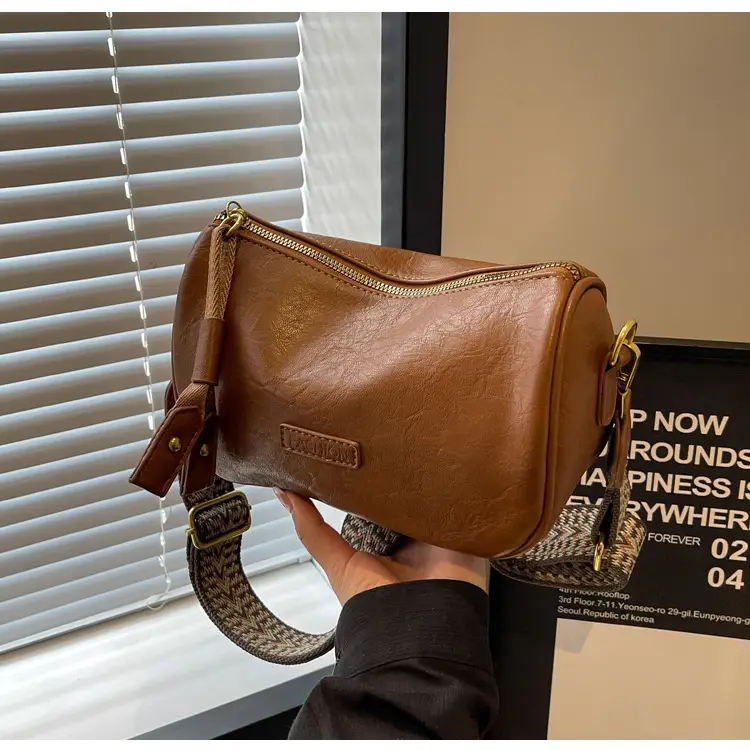 Black Retro Crossbody Bag for Women 2024 — feature 29
