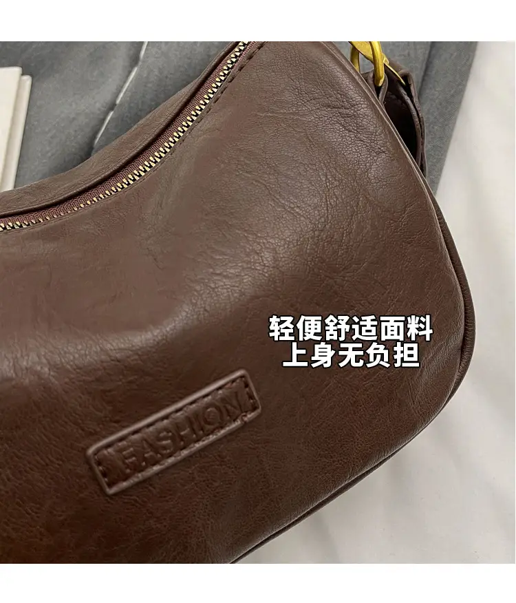Black Retro Crossbody Bag for Women 2024 — feature 5