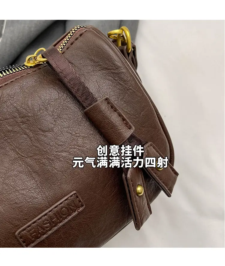 Black Retro Crossbody Bag for Women 2024 — feature 7