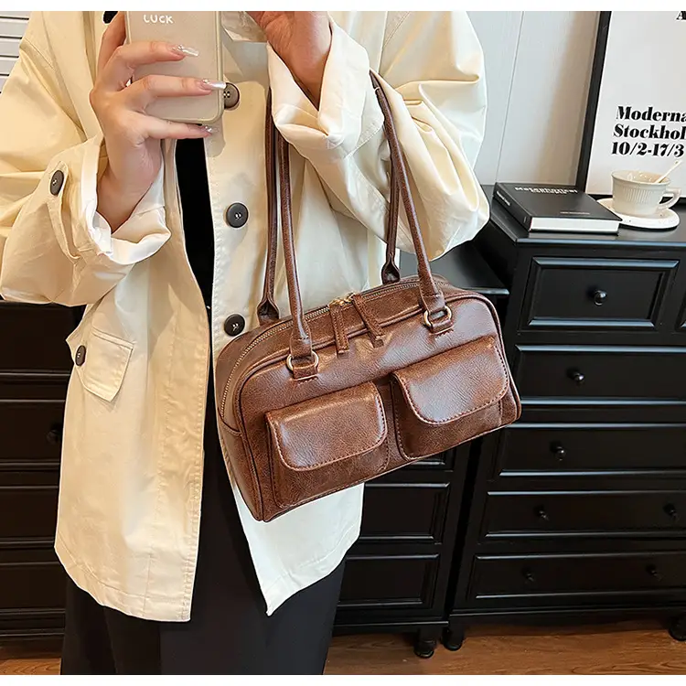 Retro Black Crossbody Bowling Bag for Women — feature 13