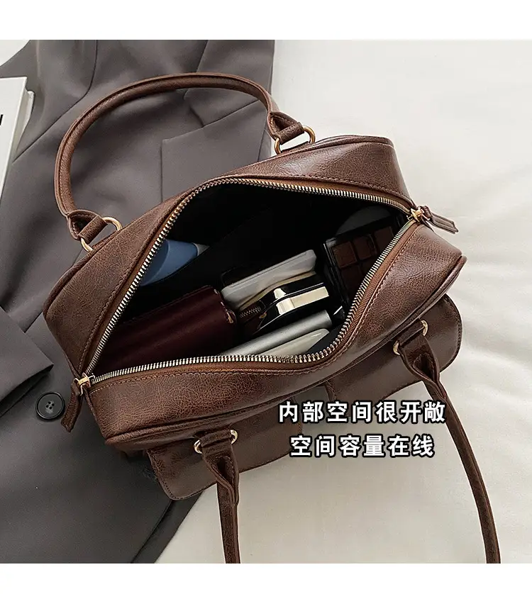 Retro Black Crossbody Bowling Bag for Women — feature 15