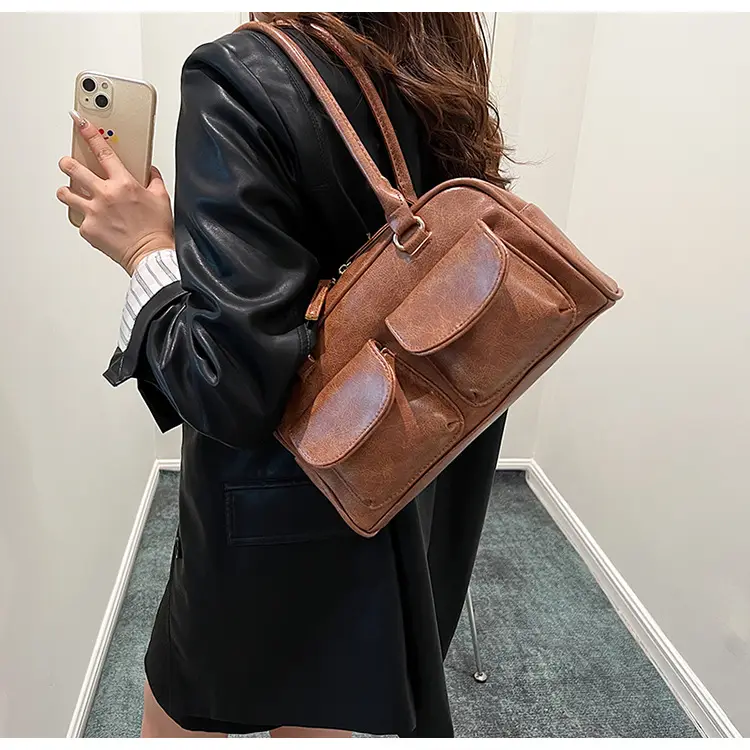 Retro Black Crossbody Bowling Bag for Women — feature 7