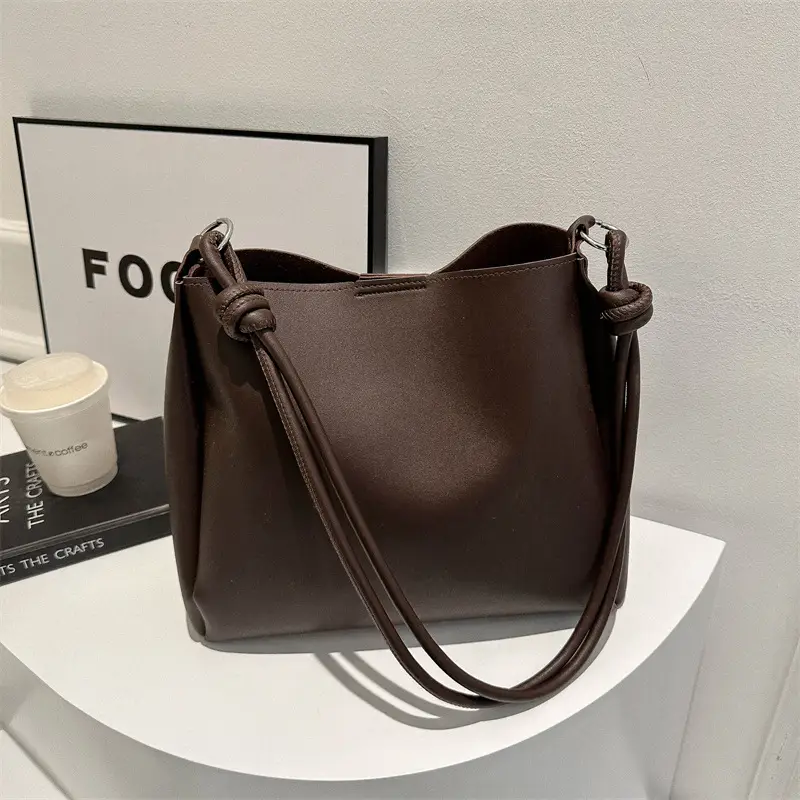 Women Retro Textured Shoulder Bag Brown 2024 - Image 2