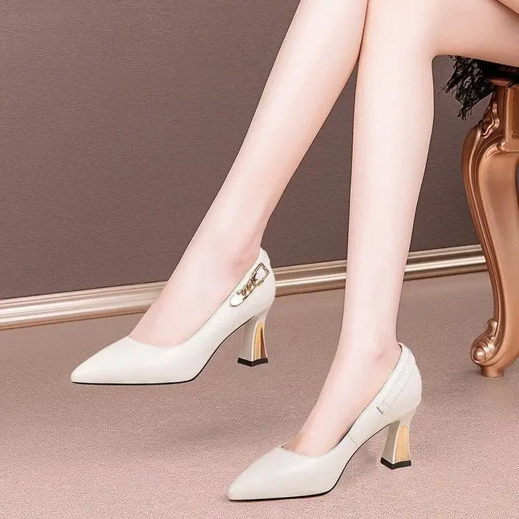 Shallow Mouth Thick Heel Leather Shoes 2025 Spring New Soft Leather Black High Heels Pointed Professional All-match Women's Shoes — feature 2
