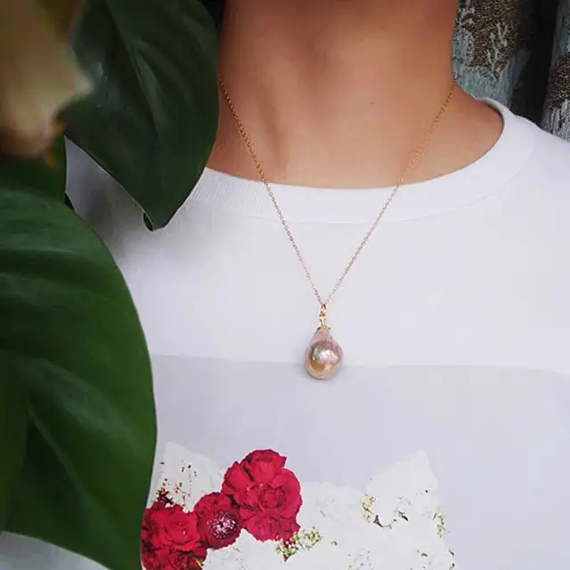 14K Gold Pearl Necklace with Baroque Design - Image 4