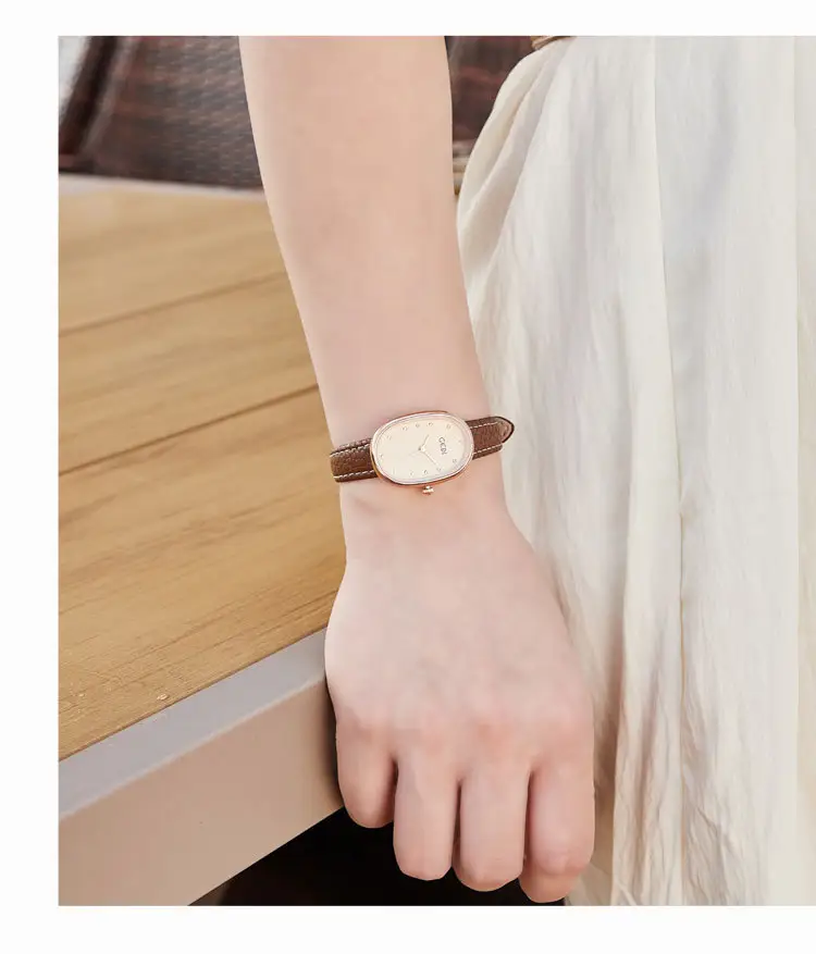 Goldie Light Luxury Women's Watch with Litchi Strap — feature 10