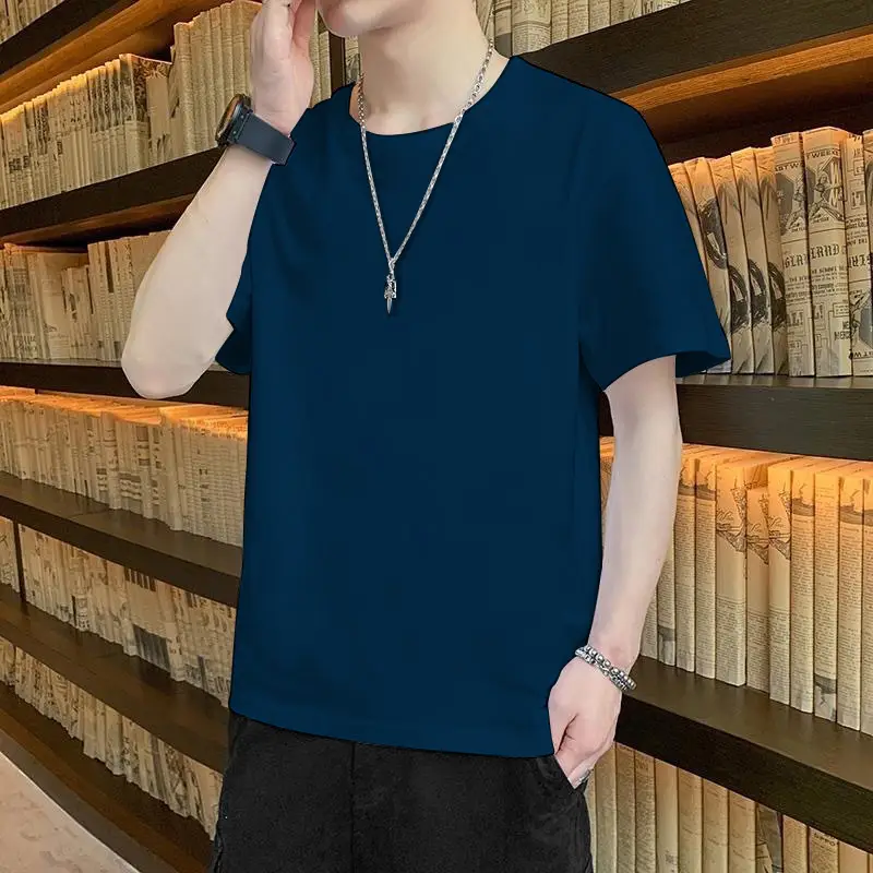 Short-sleeved navy blue