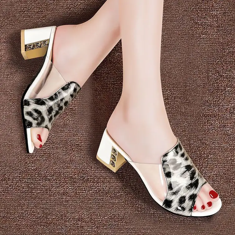 New mid heel versatile Korean style sandals high heel women's summer crystal leopard print outerwear women's square heel chunky heel sandals - Image 6