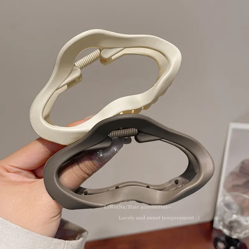 Simple Frosted Cloud Clip Large Female Hairpin Shark Clip - Image 8