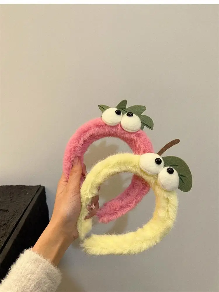 Plush Cartoon Eye Headband for Girls — feature 1