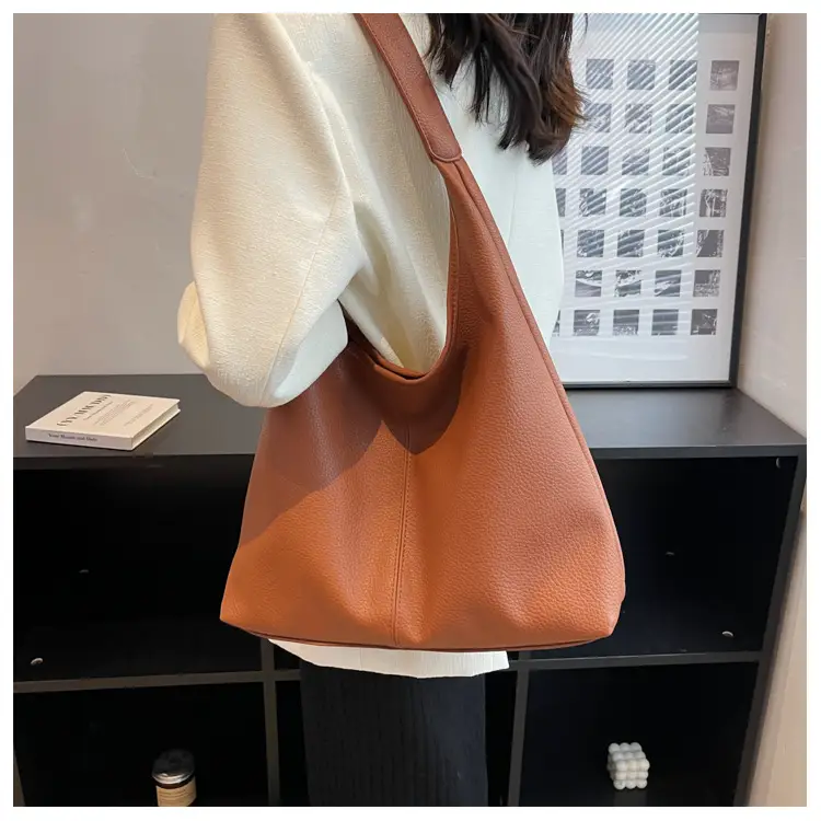 Women's Large Capacity Tan Leather Shoulder Bag — feature 14