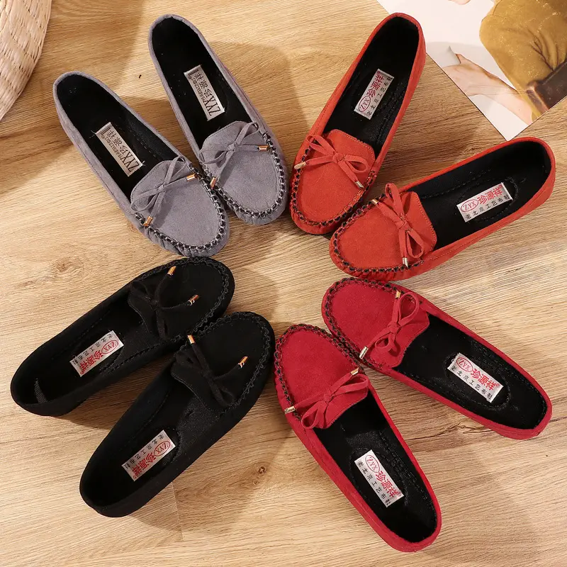 Old Beijing cloth shoes women's shoes flat single-layer shoes women's casual work shoes black bow mom shoes soft bottom peas shoes women - Image 5