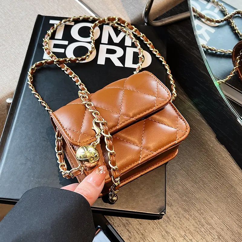 Women Quilted Chain Crossbody Bag Black 2026 - Image 11