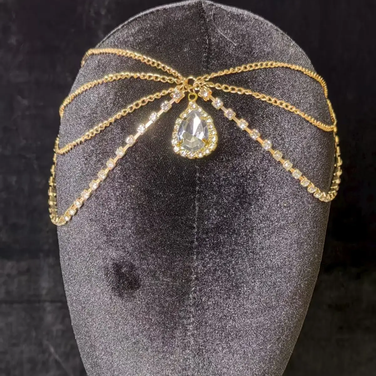 Antique Gold Tassel Headband for Women - Image 2