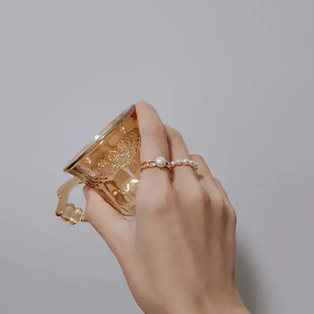 Adjustable Gold Pearl Ring for Women - Image 5