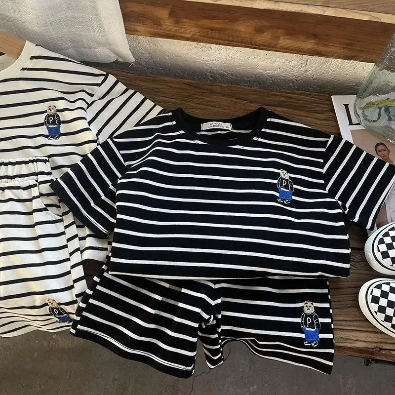 Boys Striped T-Shirt 2-Piece Set with Bear Embroidery — feature 9