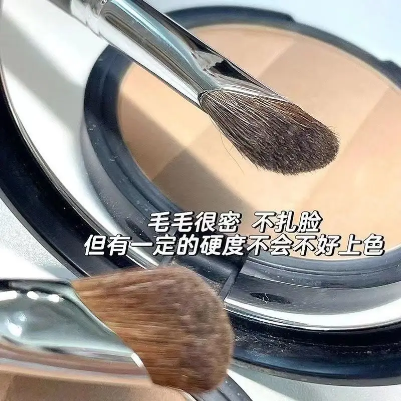 Small Horse Hair Sickle Nose Shadow Brush Oblique Angle — feature 14
