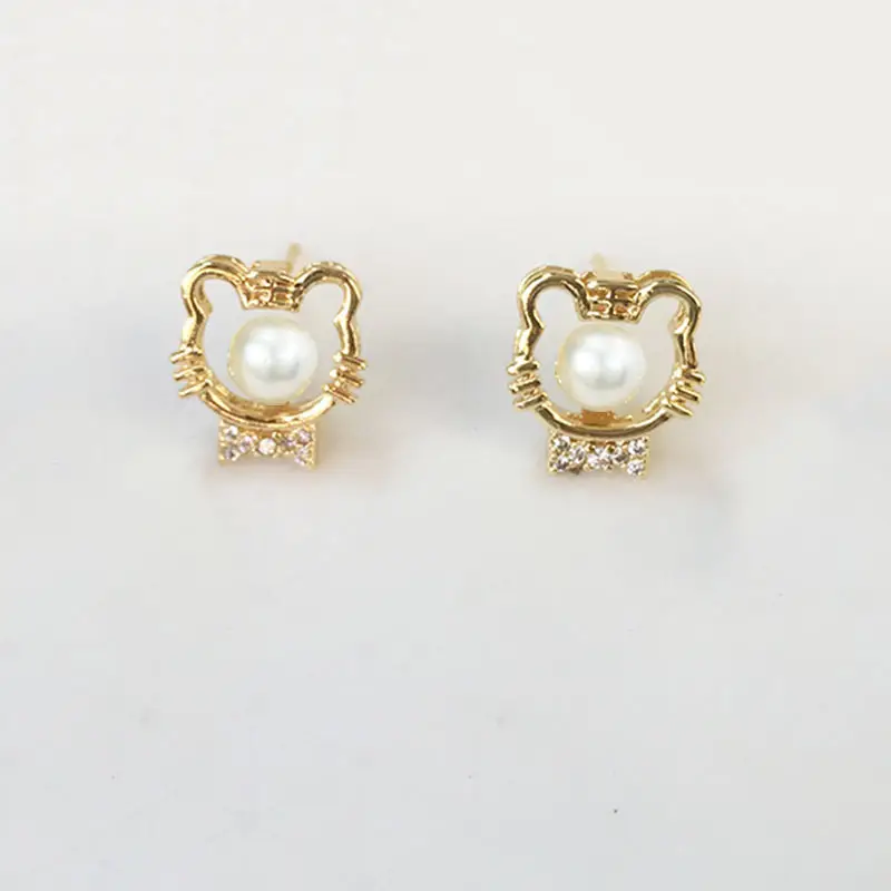 Women's Tiger Head Pearl Earrings Gold Plated — feature 10