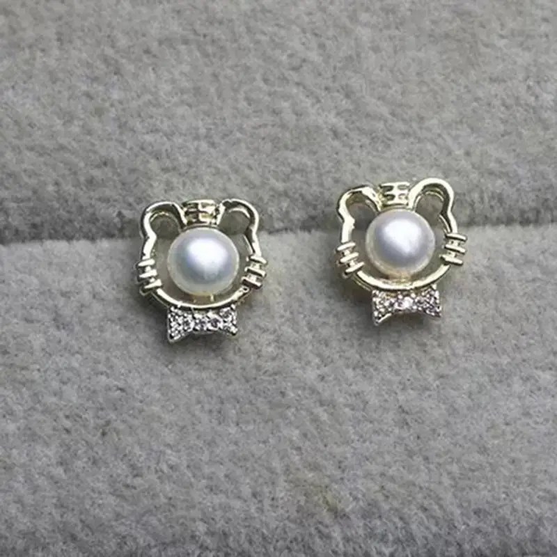 Women's Tiger Head Pearl Earrings Gold Plated — feature 12