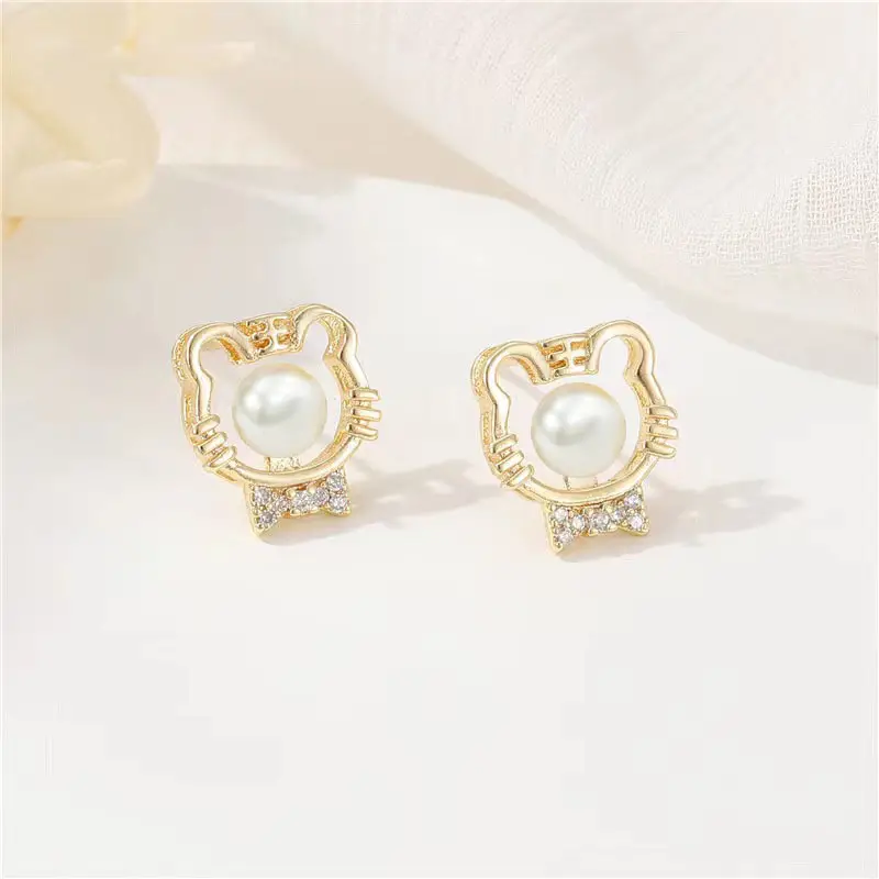 Women's Tiger Head Pearl Earrings Gold Plated — feature 6