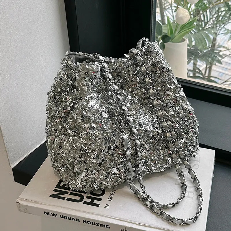 2023 Sequined Korean Chain Shoulder Bag - Image 4