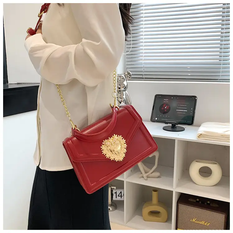 Women Crossbody Bag Brown Heart Chain Satchel 2025 — feature 29