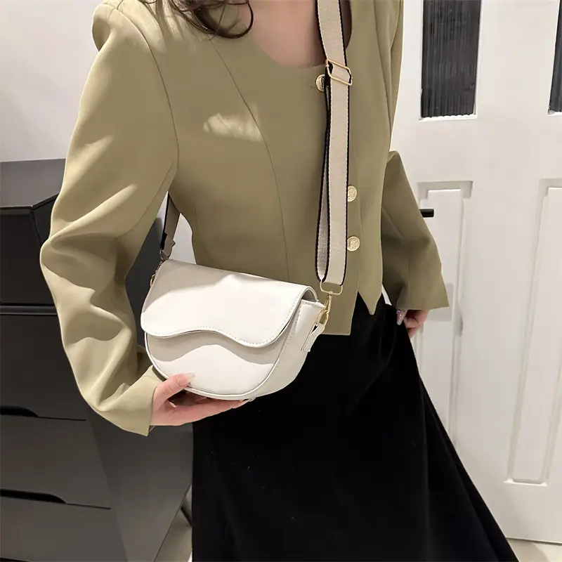 Black Textured Shoulder Bag for Women 2024 - Image 8