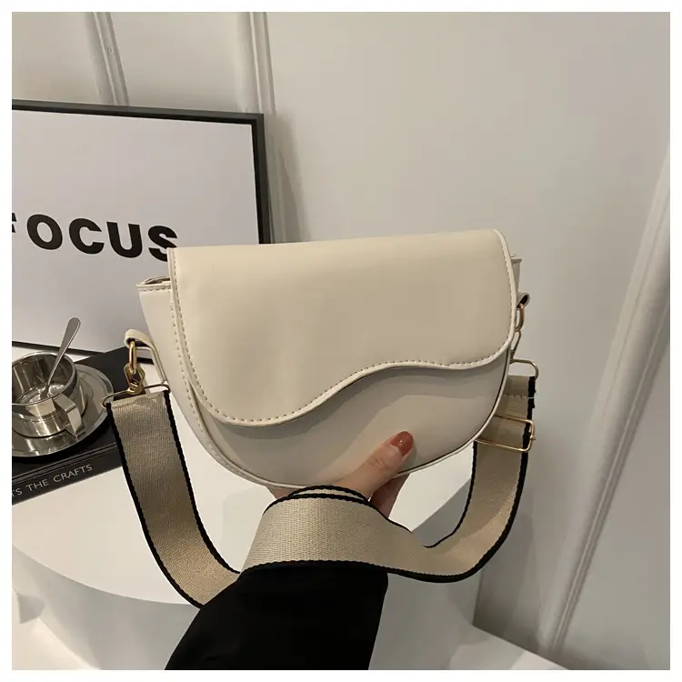 Black Textured Shoulder Bag for Women 2024 — feature 23