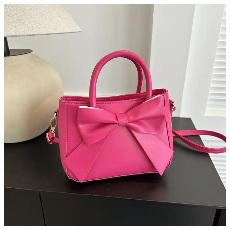 White Bow Shoulder Messenger Bag with Gold Hardware — feature 10