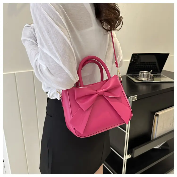 White Bow Shoulder Messenger Bag with Gold Hardware — feature 17