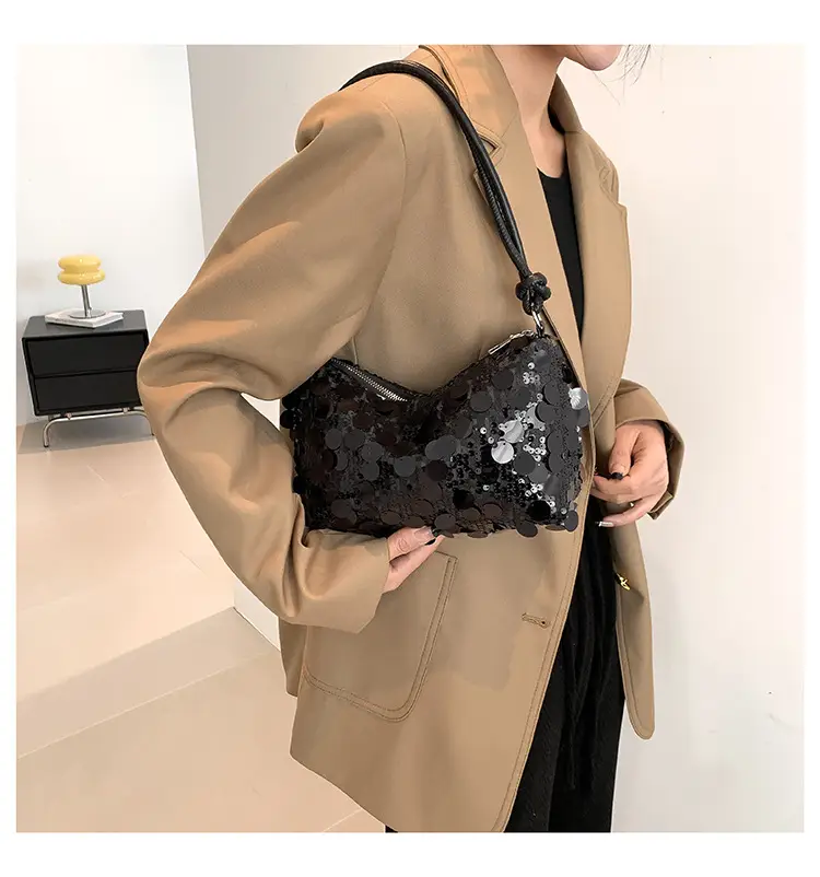 Red Lace Shoulder Bag for Women 2024 — feature 18